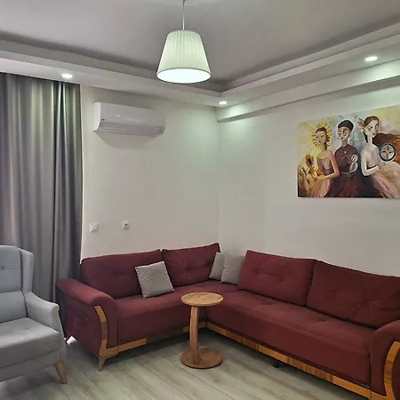 Apartment In Center *